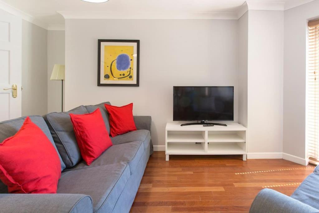 Cosy Modern Oxford Apartment Exterior foto